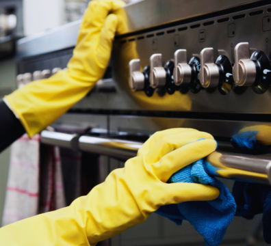 Design sem nome – 2024-06-18T101246.208 Higienização de equipamentos em indústrias alimentícias